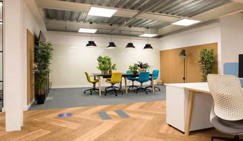 DM83479 - Huddlespace